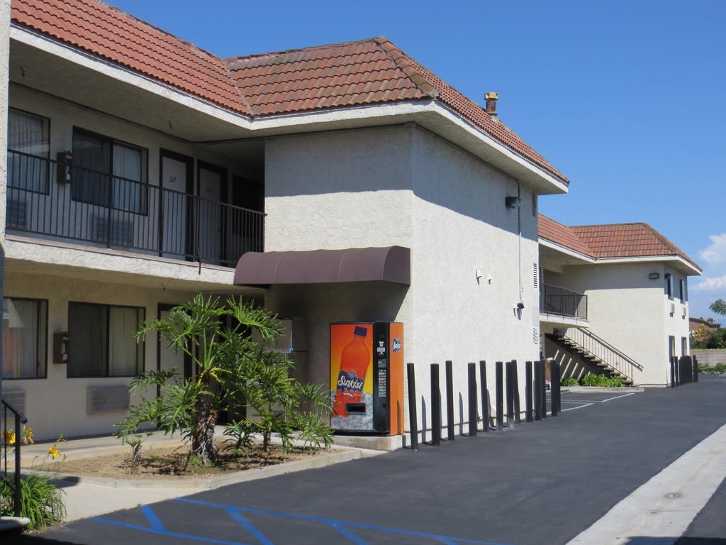 Beach Inn Motelハンティントンビーチ エクステリア 写真