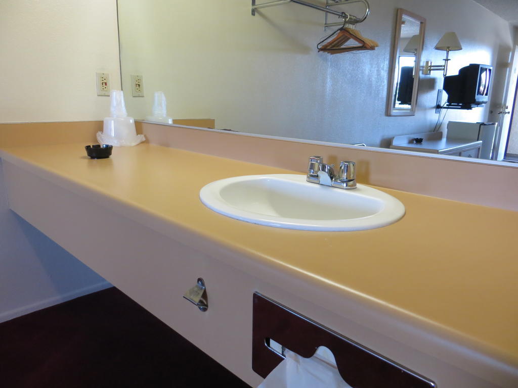 Beach Inn Motelハンティントンビーチ 部屋 写真