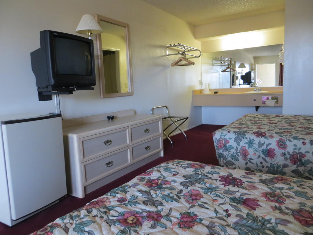 Beach Inn Motelハンティントンビーチ エクステリア 写真