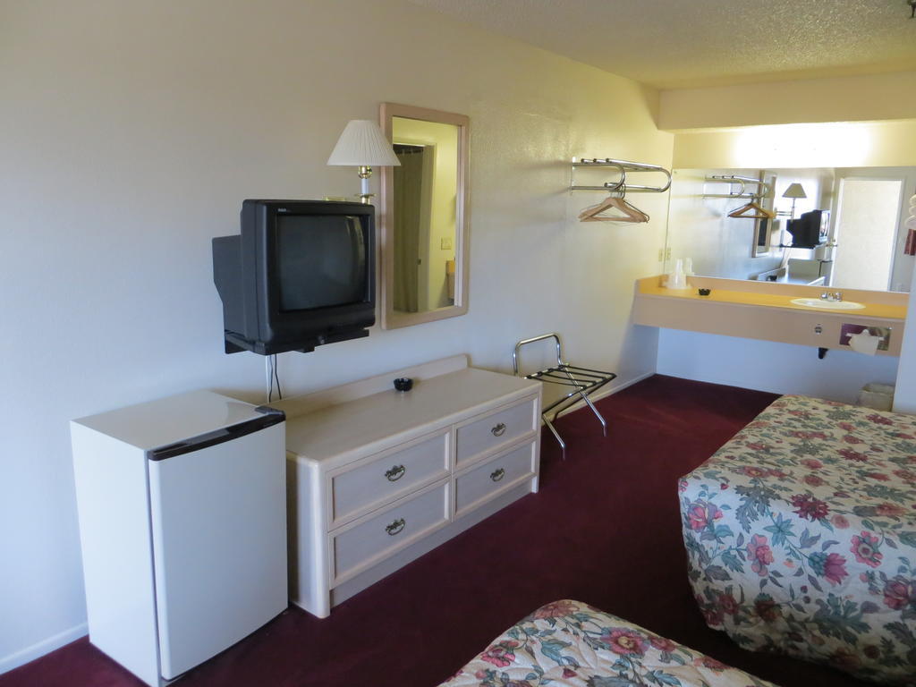 Beach Inn Motelハンティントンビーチ エクステリア 写真